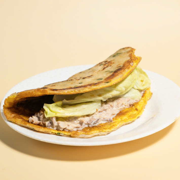 Bánh Hành Chiên Cá Ngừ 