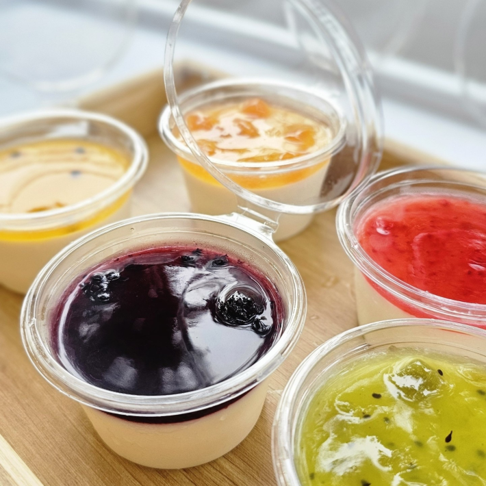 Panna cotta trái cây 