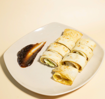 Cuộn trứng nguyên vị 